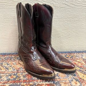Dingo Men’s Asphalt Trucker Western Boots Black Cherry Leather Size 11 DI14729